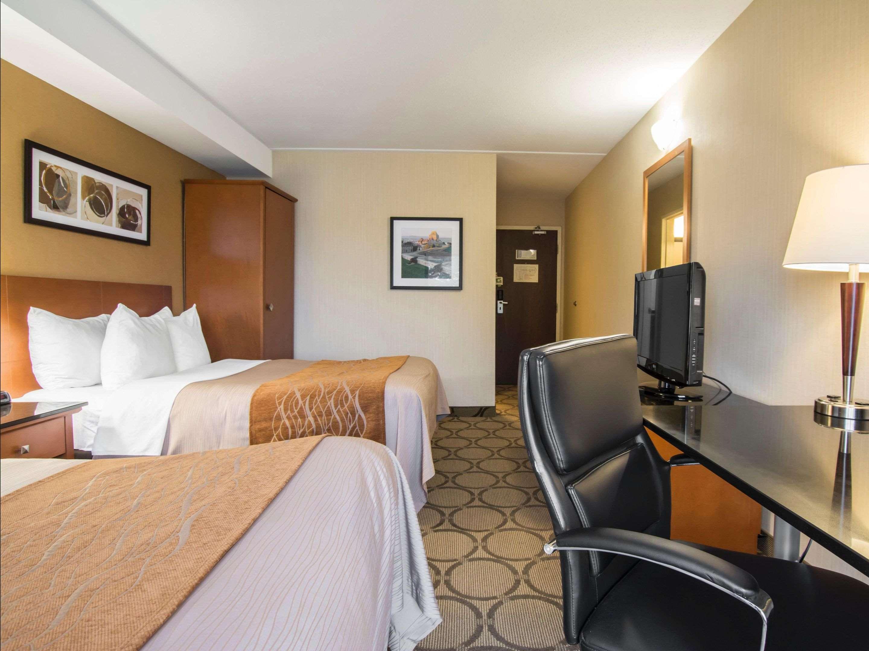 Comfort Inn Airport East Квебек Екстериор снимка