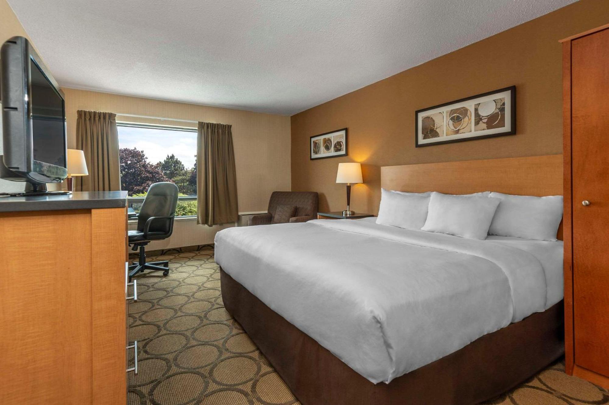 Comfort Inn Airport East Квебек Екстериор снимка
