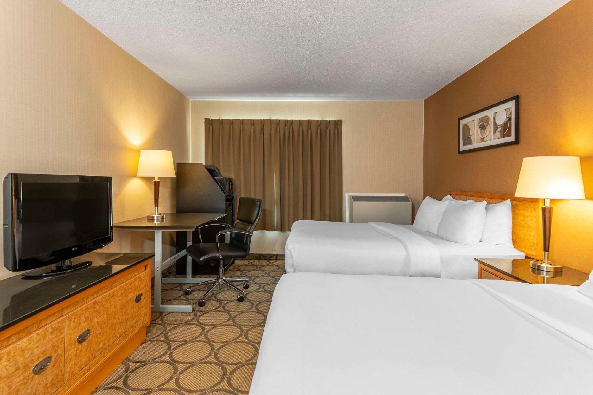 Comfort Inn Airport East Квебек Екстериор снимка