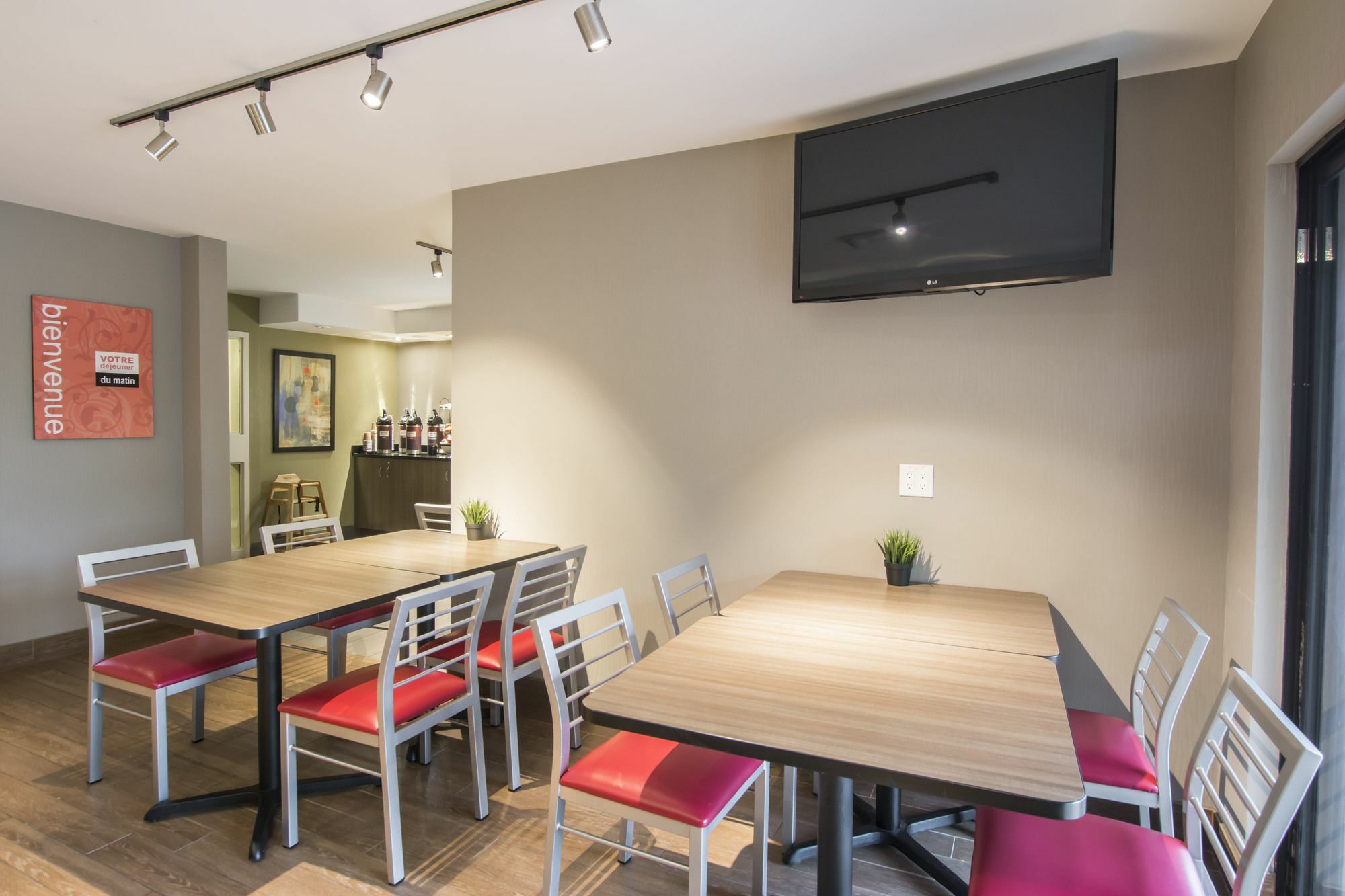 Comfort Inn Airport East Квебек Екстериор снимка